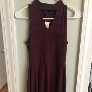 High/ V neck sundress